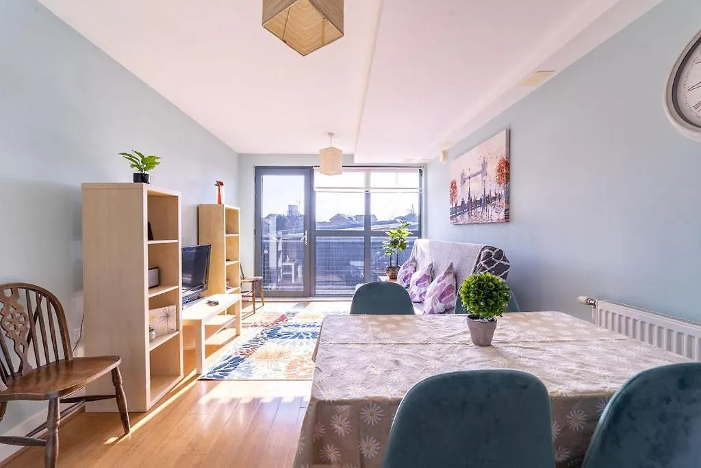 Tower Bridge Retreat Apartment London